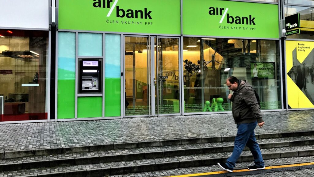 Two a lot more banks in the 5 p.c club – FAEI.cz