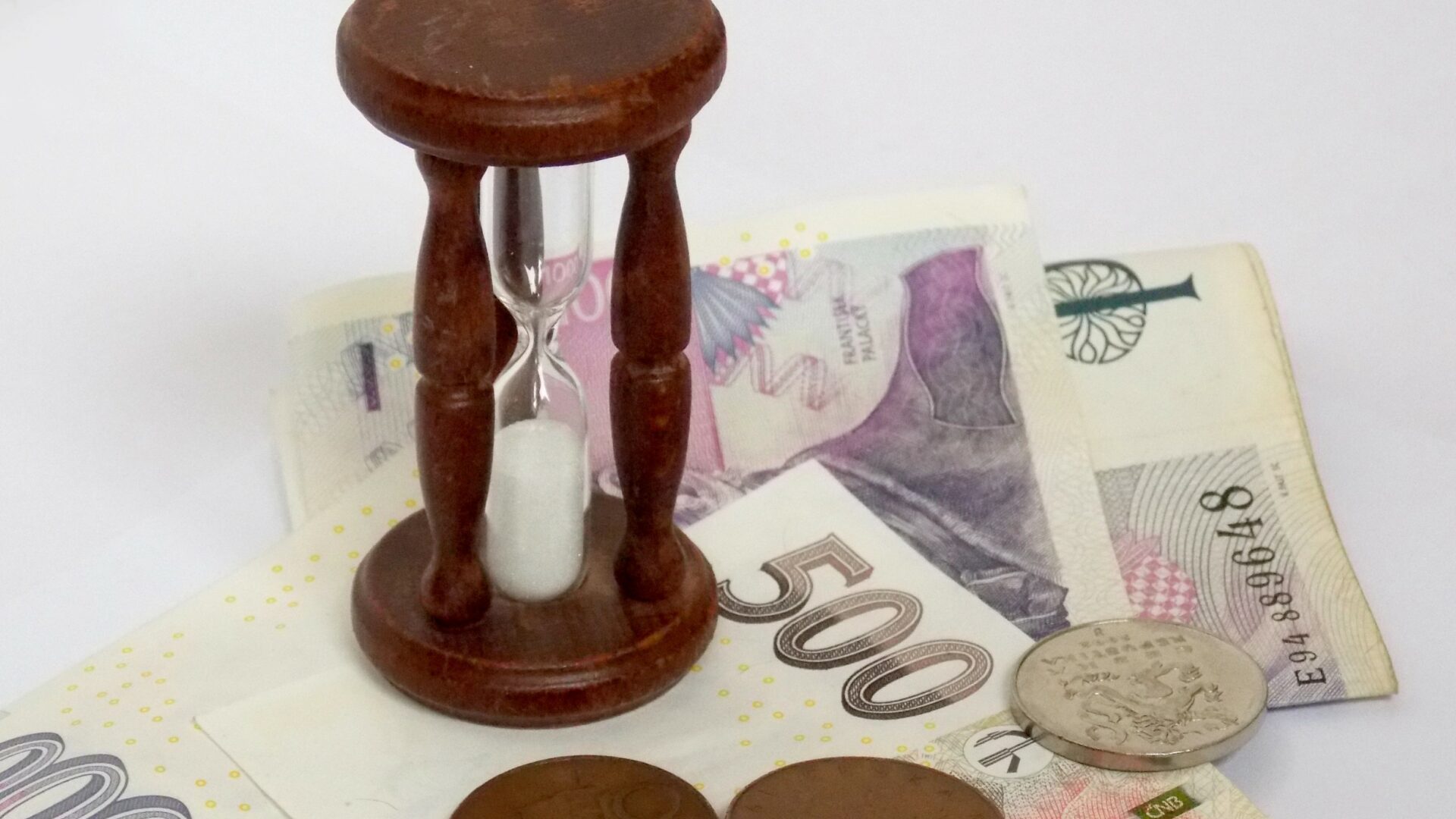 Konec roku se neúprosně blíží. Co si pohlídat, abyste nepřišli o peníze za letošní rok? Ilustrační foto: Depositphotos.com