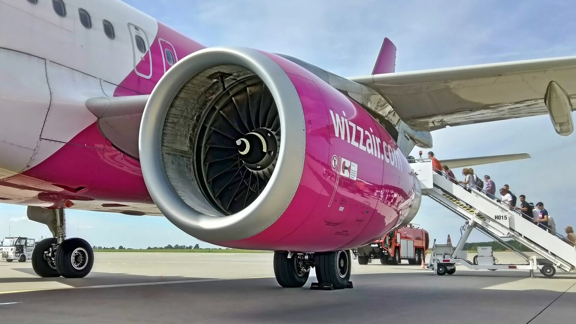 Akcie Wizz Air mohou na první pohled vypadat jako atraktivní investiční příležitost. Ale 40 letounů Airbus A320neoje kvůli problémům s motory uzemněno. Ilustrační foto: Depositphotos.com
