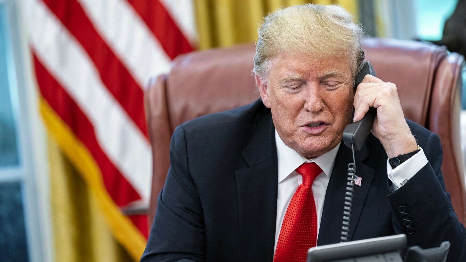 Donald Trump je pes, který štěká, ale nekouše, utvrdili se mezinárodní investoři. Voliči ale americkému prezidentovi „tyjátr“ se cly baští. Ilustrační foto: Depositphotos.com