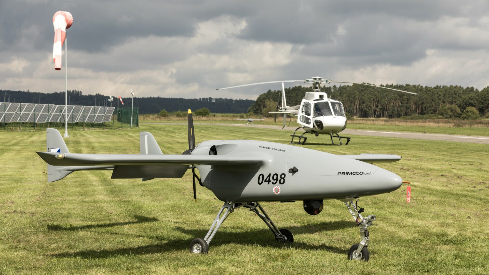 Bezpilotní stroj One 150 získal v kategorii do 150 kg jako první na světě certifikaci NATO. Ilustrační foto: Primoco UAV