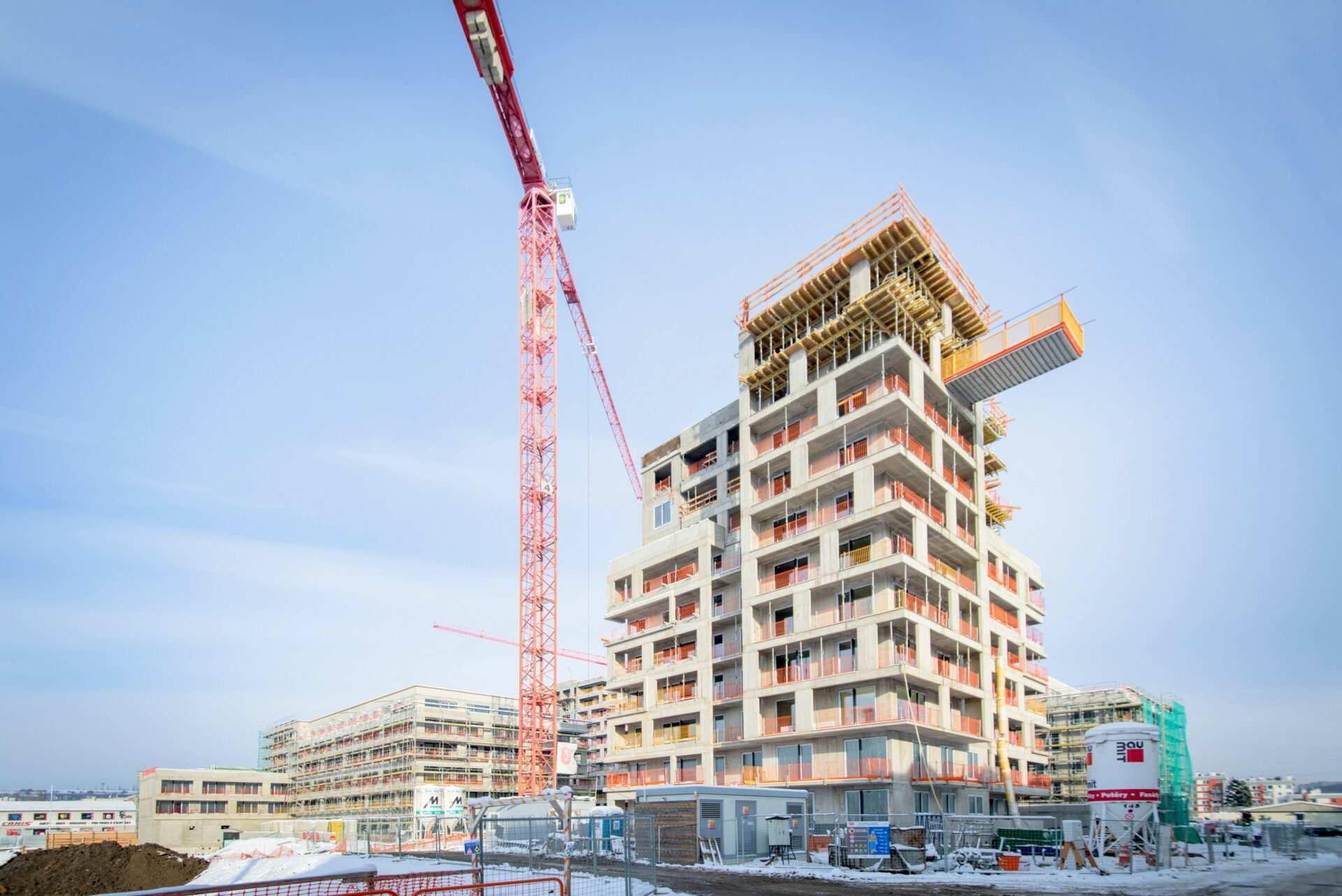 Polyfunkční soubor Tesla Hloubětín blok I. Foto: Cemex, Jakub Škaloud