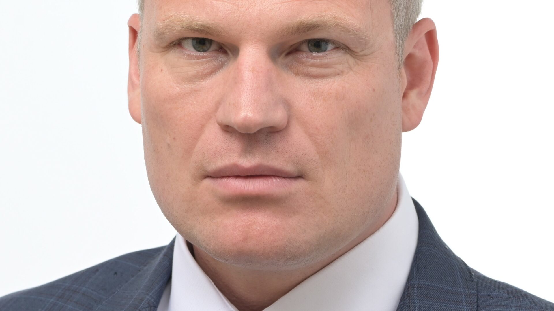 Europoslanec Filip Turek se přiznává, že jeho „vášní jsou vozy s pořádnými motory“. Ilustrační foto: © European Union, 1998 – 2025, Attribution, https://commons.wikimedia.org/w/index.php?curid=151040062