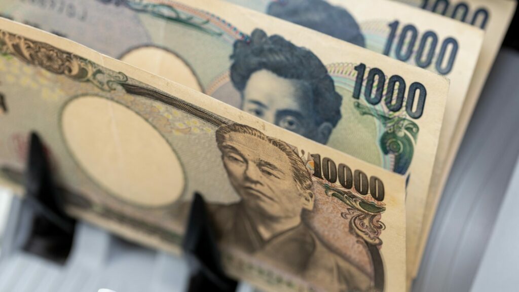 Japonská ekonomika vstupuje do složitého období, je doslova napumpovaná veřejnými dluhy. Ilustrační foto: Depositphotos.com