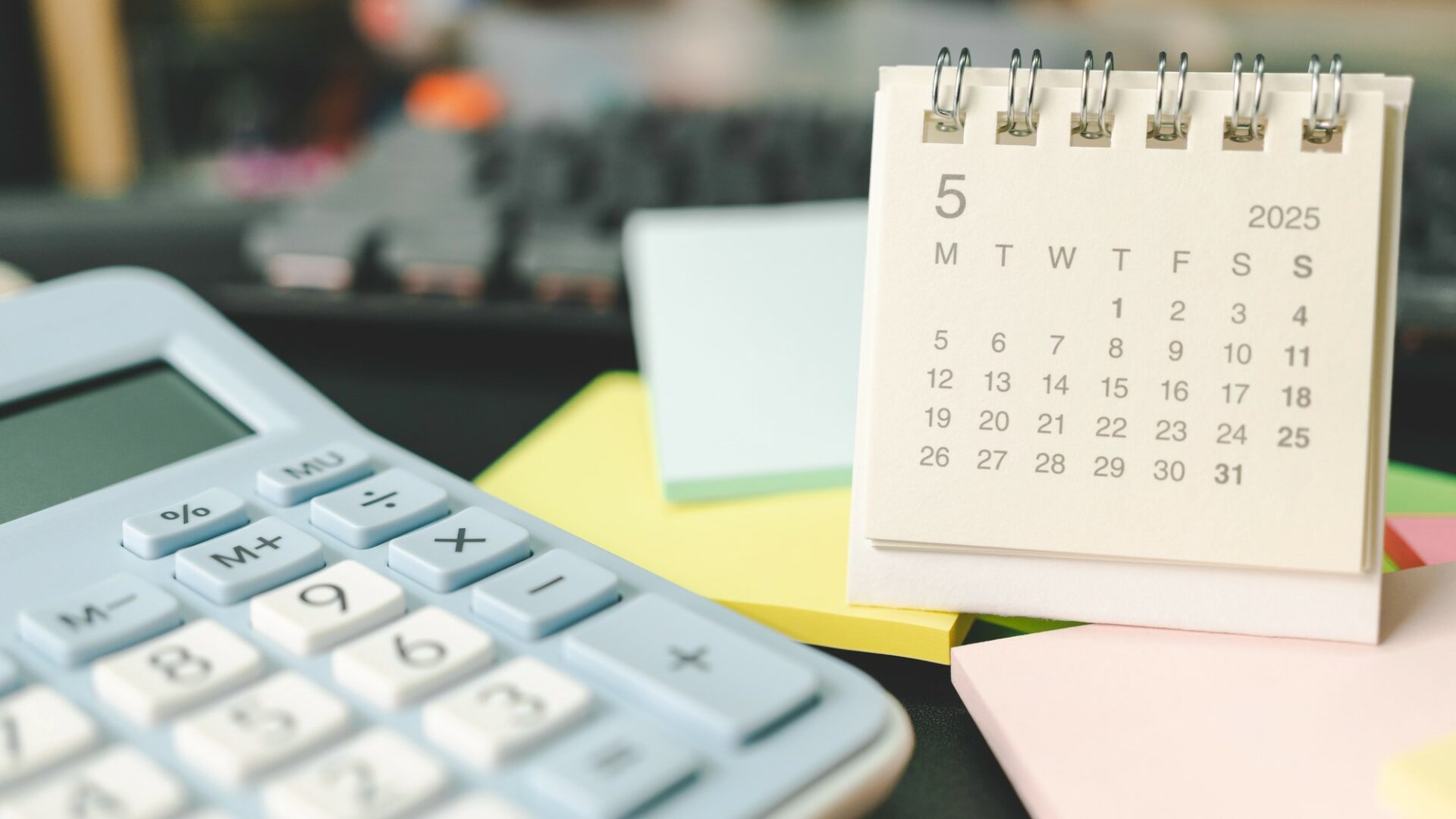 Podnikatelé a živnostníci by si měli pečlivě plnit své zákonné povinnosti. Případné pokuty i penále jsou totiž důsledně vymáhány. Ilustrační foto: Depositphotos.com