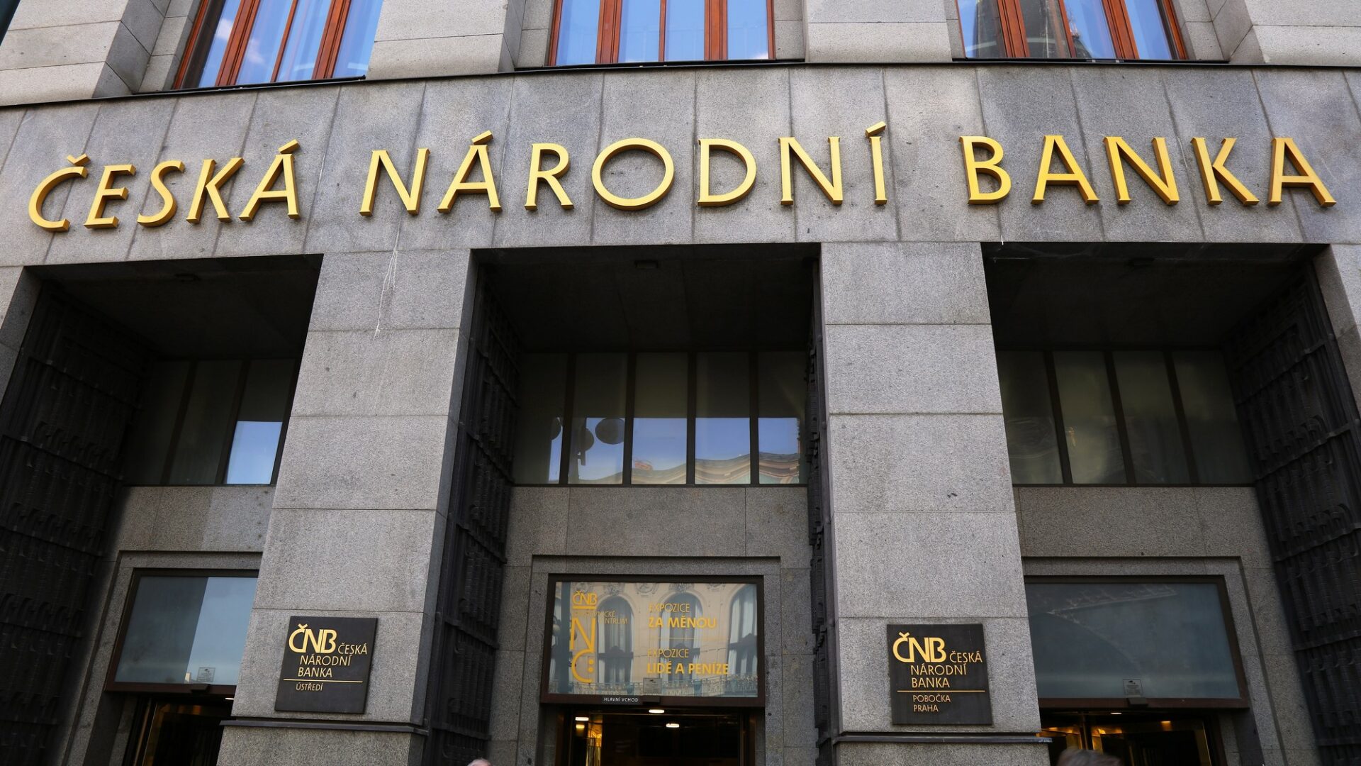 Prostor pro nižší sazby centrální banky se již v Česku téměř vyčerpal. Ilustrační foto: Depositphotos.com