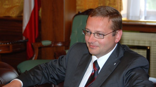 Jan Fulík na archivním snímku z doby, kdy byl náměstkem ministra obrany Martina Bartáka. Ilustrační foto: Ministerstvo obrany