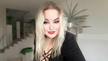 O vítězce letošního šestého ročníku Miss Plus Size modelky 2025 rozhodne veřejnost prostřednictvím online hlasování. Jisté zatím je, že titul Miss Sympatie patří Petře Širůčkové z Kolína. Zdroj: České modelky