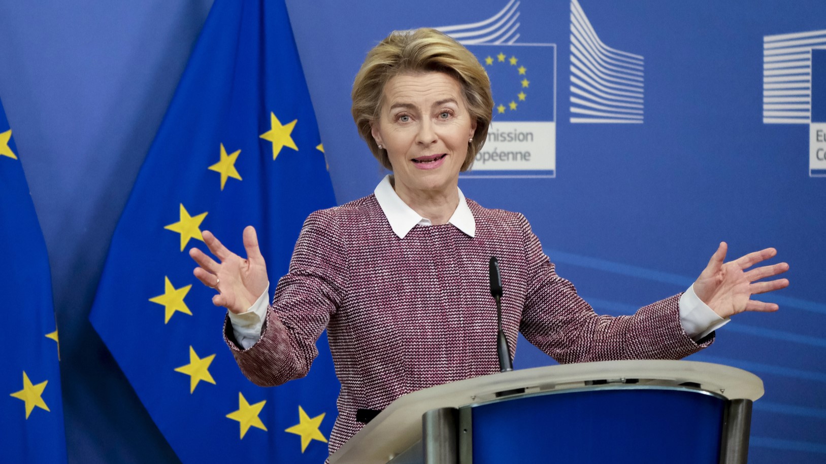 Evropská komise chystá nové celounijní daně a odvody a chce si brát více peněz z dosavadních příjmů států, třeba z povolenek či z tabáku; pro občany EU jde tak o další zdražování. Ilustrační foto: Depositphotos.com