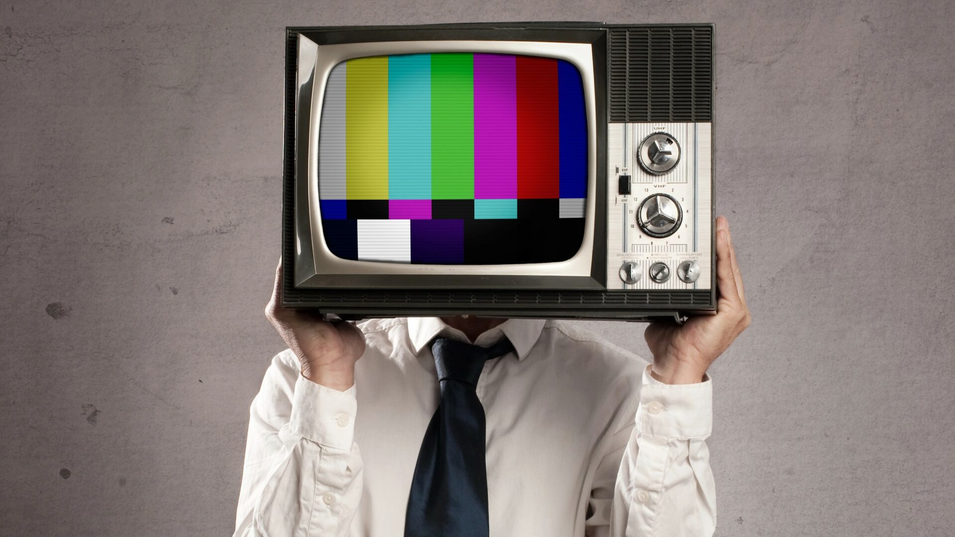 Nový systém koncesionářských poplatků a jeho realizace na webech veřejnoprávních médií opět prokázala, že když český stát něco digitalizuje, tak to nefunguje. Ilustrační foto: Depositphotos.com