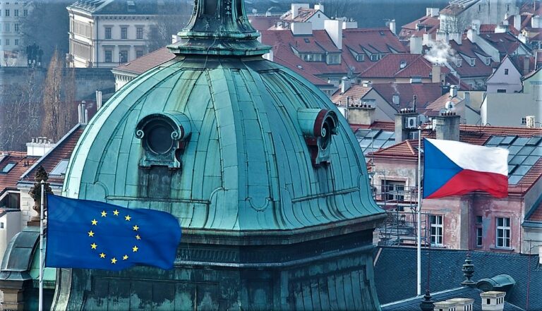 Česká republika ve srovnání s dalšími zeměmi Visegrádské čtyřky vytváří relativně nízké deficity. Ilustrační foto: Depositphotos.com