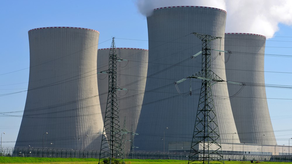 V jeden okamžik v pátek v síti přebýval v tuzemské síti výkon odpovídající zhruba instalovanému výkonu jaderné elektrárny Temelín. Ilustrační foto: Depositphotos.com