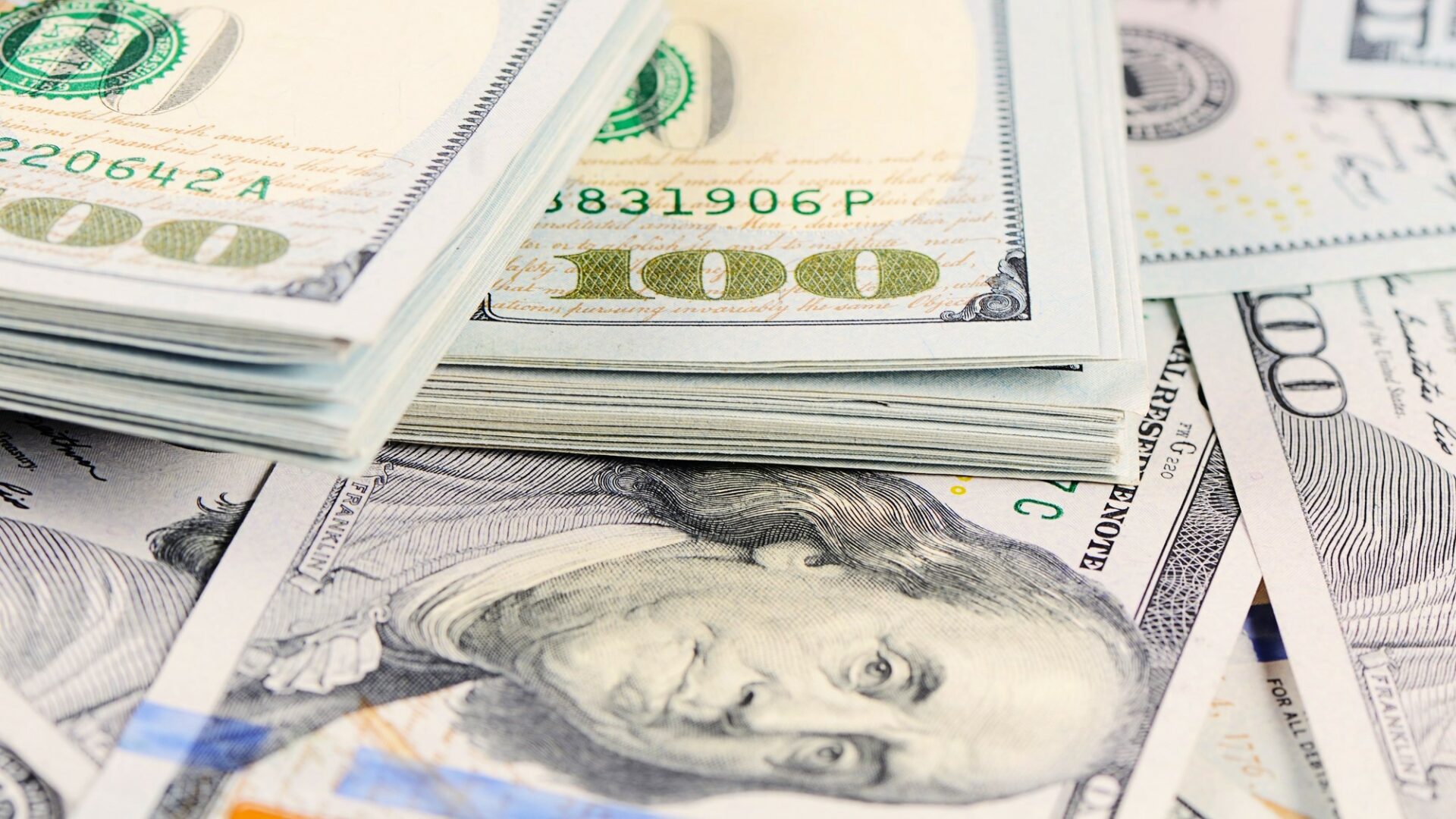 Americký dolar zůstává světovou měnou, i když se tomu některé státy brání. Ilustrační foto: Depositphotos.com