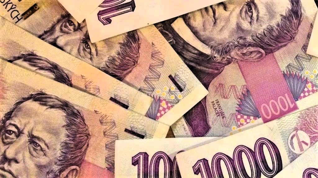 České veřejné finance nedostal do dluhu stovek miliard ani covid, ani válka na Ukrajině, ani důchody, ani Dukovany, ani Trump a zbrojení, ale zrušení tzv. superhrubé mzdy. Ilustrační foto: faei.cz