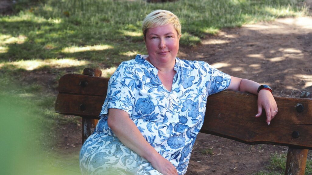 Hana Kupková, ředitelka Fondu ohrožených dětí, varuje před praxí, kdy jsou děti vraceny zpět do prostředí, které pro ně není vhodné a často ani bezpečné. Foto: Michaela Cásková