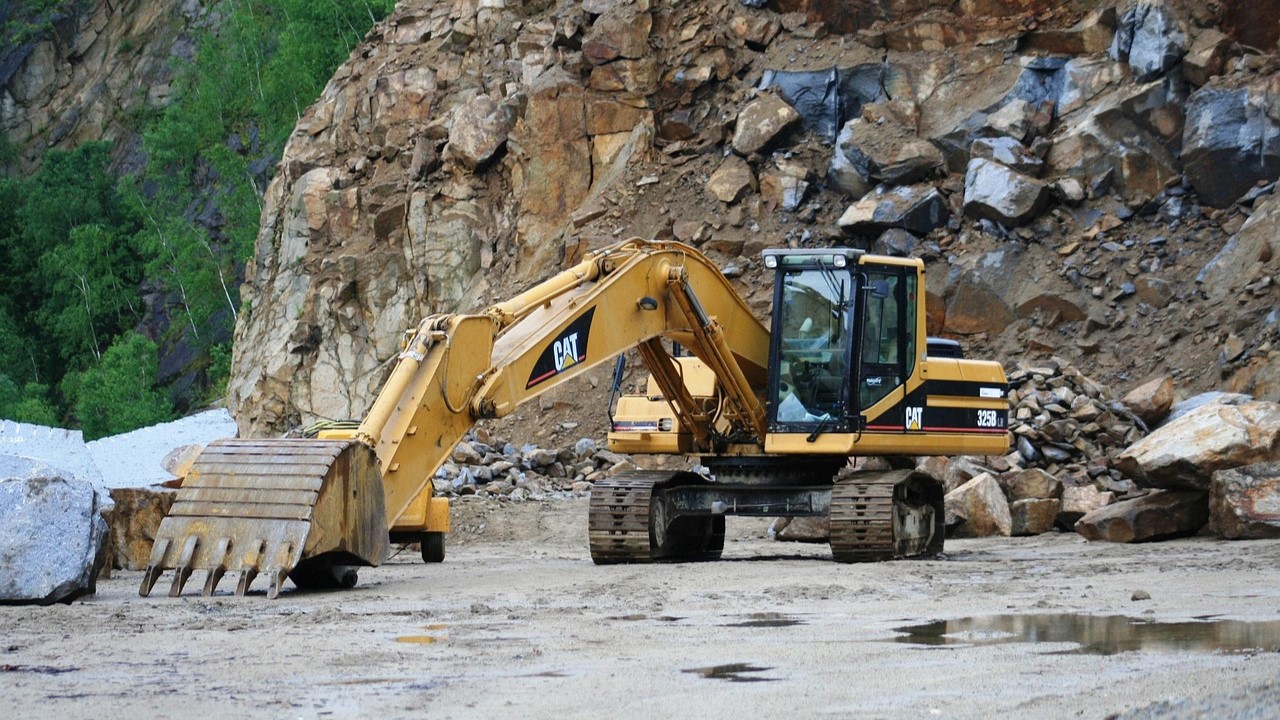 Stavbaři si stěžují, že rychle ubývá kameniva a dalšího základního stavebního materiálu. Ilustrační foto: Pixabay.com