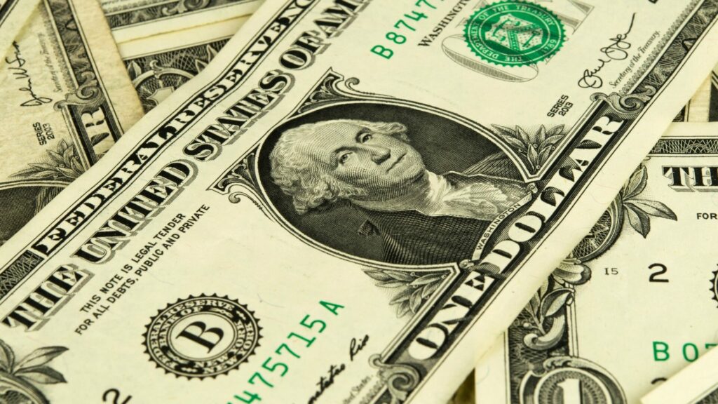 Slabší dolar má historicky vzato pozitivní efekt na měny rozvíjejících se trhů, včetně těch ve střední Evropě. Ilustrační foto: Depositphotos.com