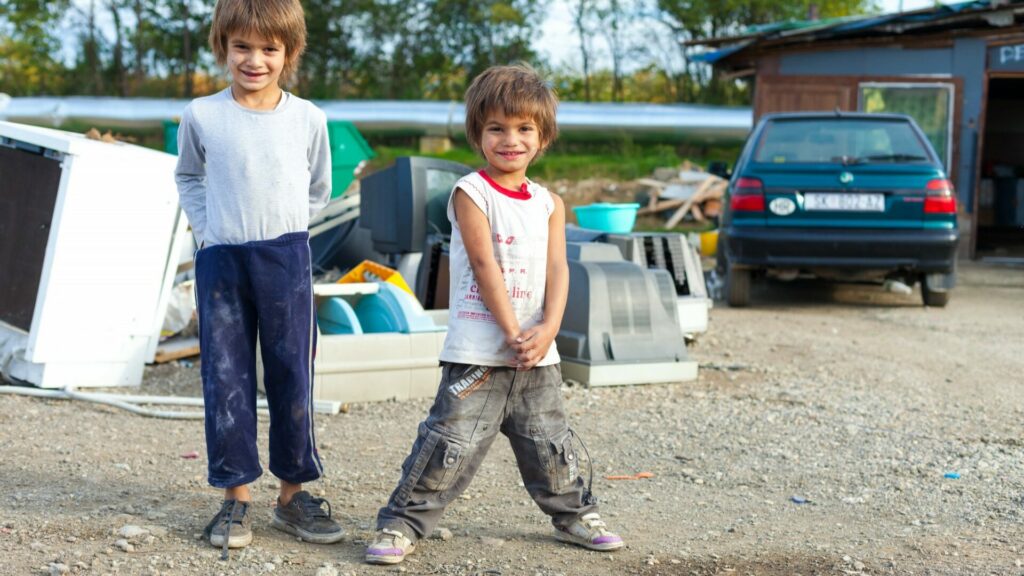 Většina Čechů hodnotí soužití s Romy negativně, i když je třeba ani nemají za své sousedy. Ilustrační foto: Depositphotos.comVětšina Čechů hodnotí soužití s Romy negativně, i když je třeba ani nemají za své sousedy. Ilustrační foto: Depositphotos.com