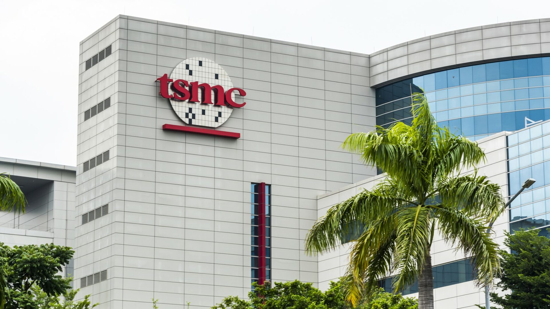 TSMC vyrábí nejpokročilejší čipy pro giganty, jako Nvidia a AMD, jejichž grafické procesory tvoří základ celého ekosystému umělé inteligence. Ilustrační foto: Depositphotos.com