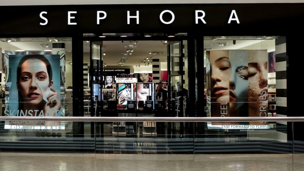 Nejsilnějším motorem růstu konglomerátu LVMH byla divize Sephora, která zaznamenala organický růst tržeb až o sedm procent. Ilustrační foto: Depositphotos.com