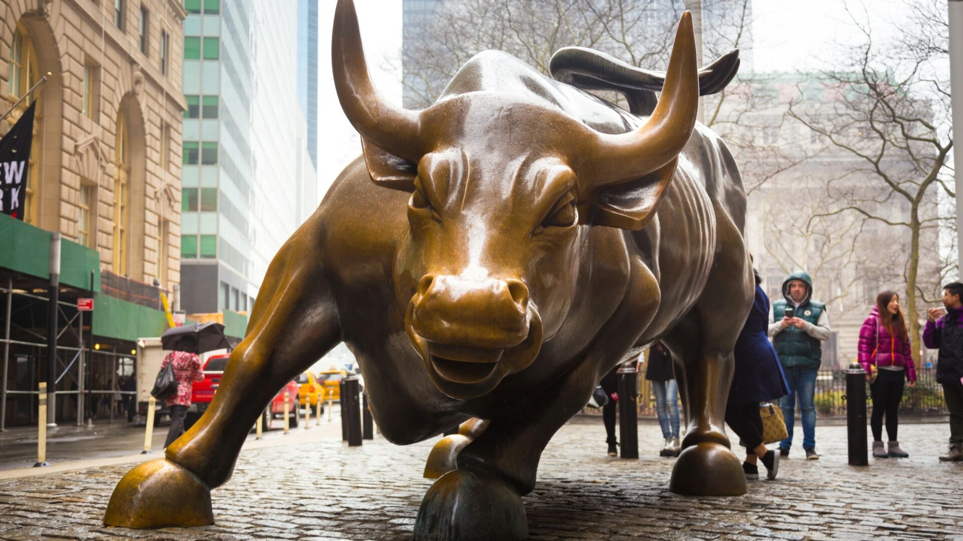 Jsme stále uprostřed strukturálního býčího trhu na hmotná aktiva, taženého přeceněním důvěry v globální finanční systém. Ilustrační foto: Depositphotos.com