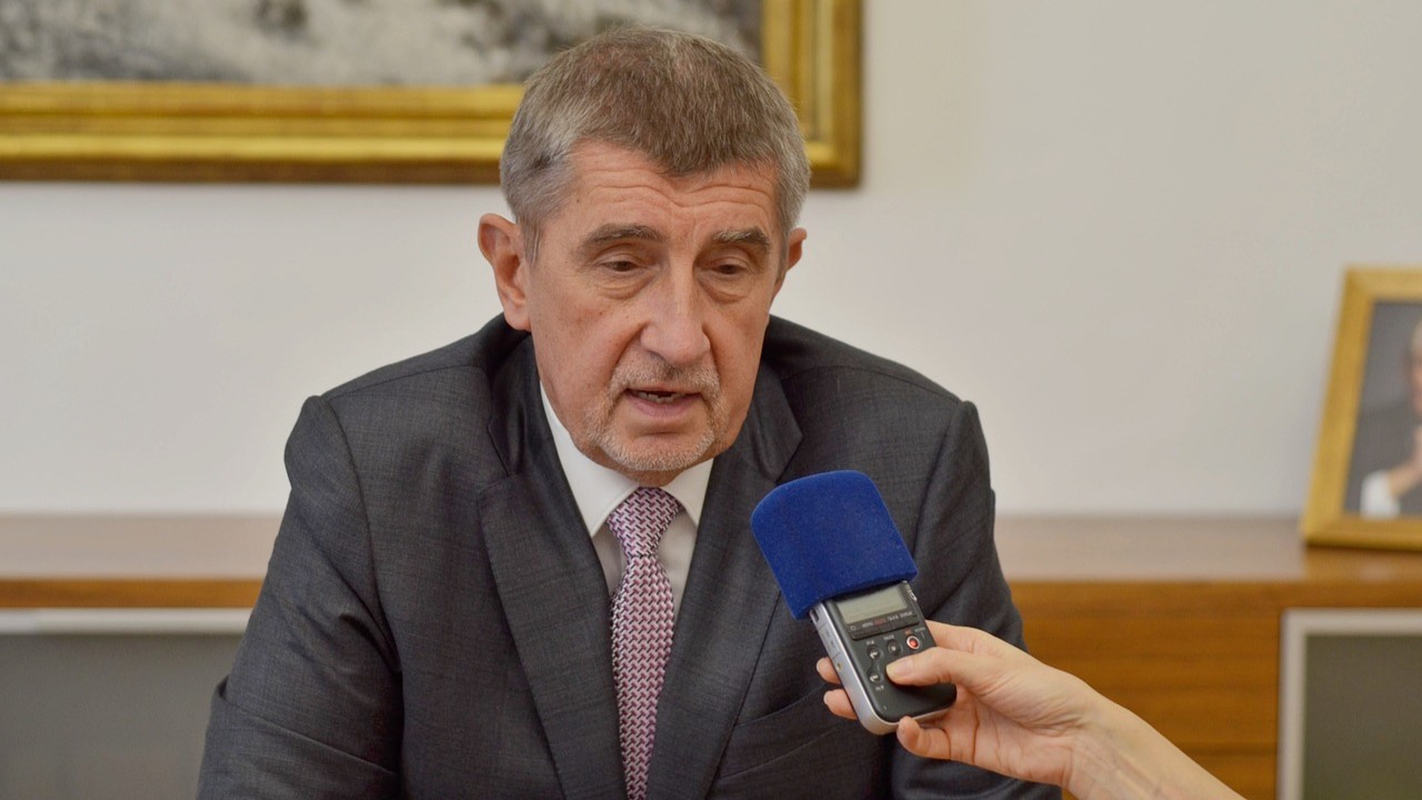 Pravděpodobný budoucí premiér Andrej Babiš nejprve v úterý oznámil, že ve státním rozpočtu chybí 60 miliard korun, ve středu již hovořil o částce 80 miliard. Ilustrační foto: Pixabay.com