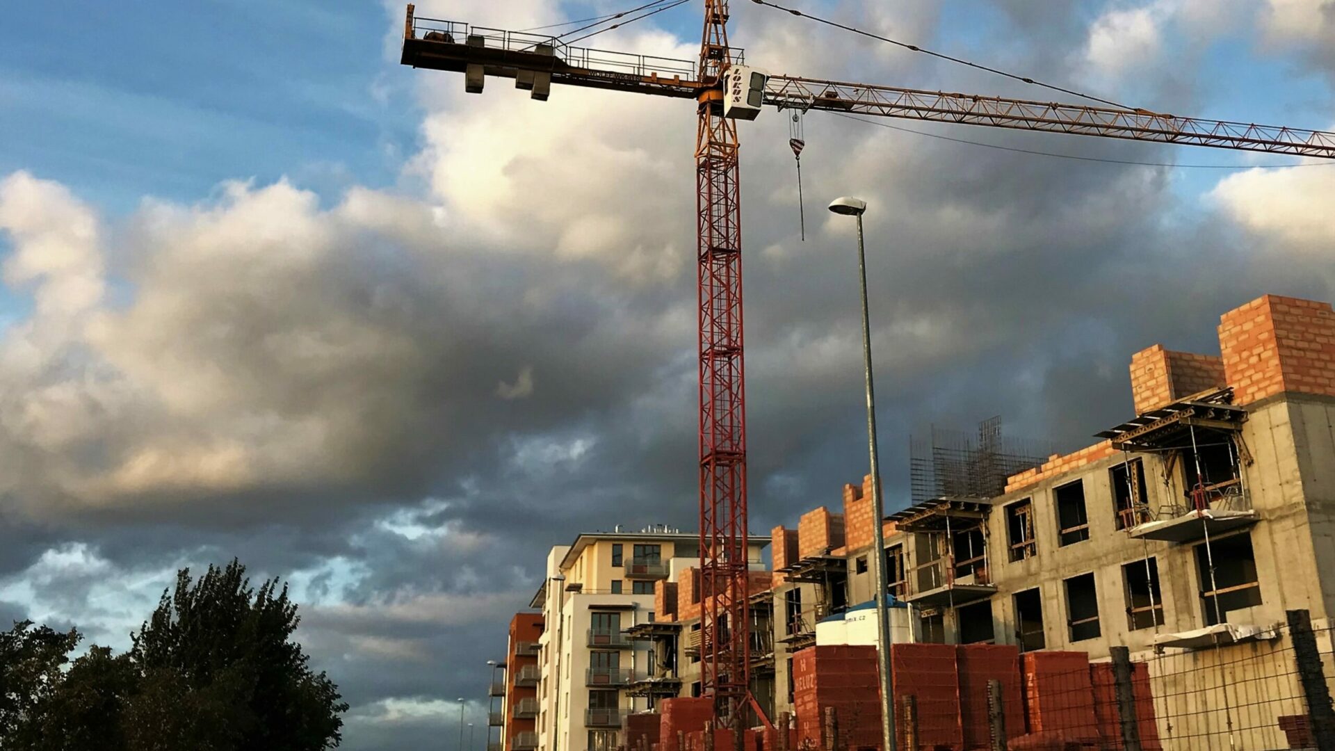 Aktuálně se jakákoliv výstavba v hlavním městě řídí zastaralým územním plánem z roku 1999. Ilustrační foto: faei.cz