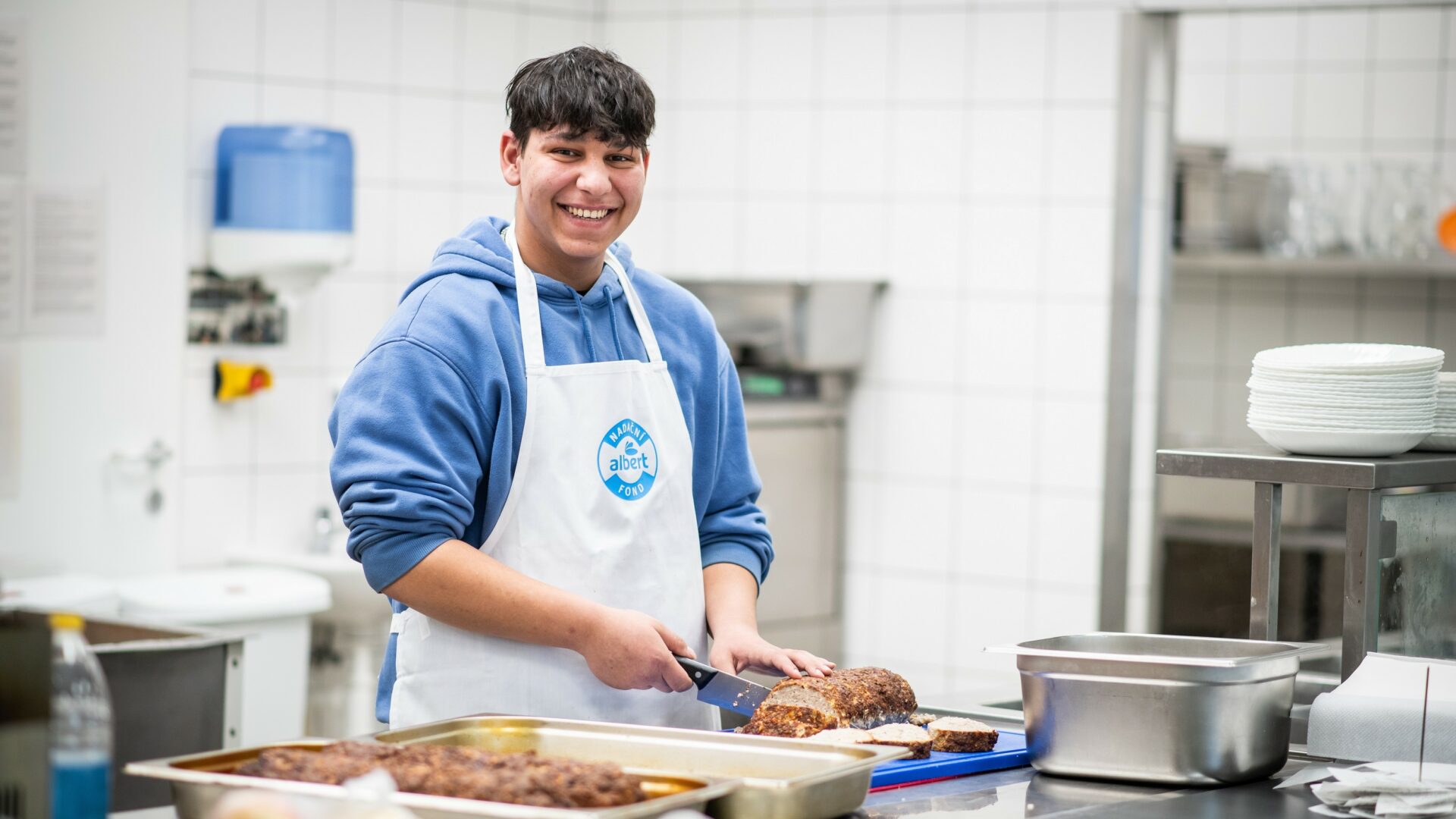 Ondra se v zero food-waste kantýně naučil mnoho nového. Foto: Nadační fond Albert