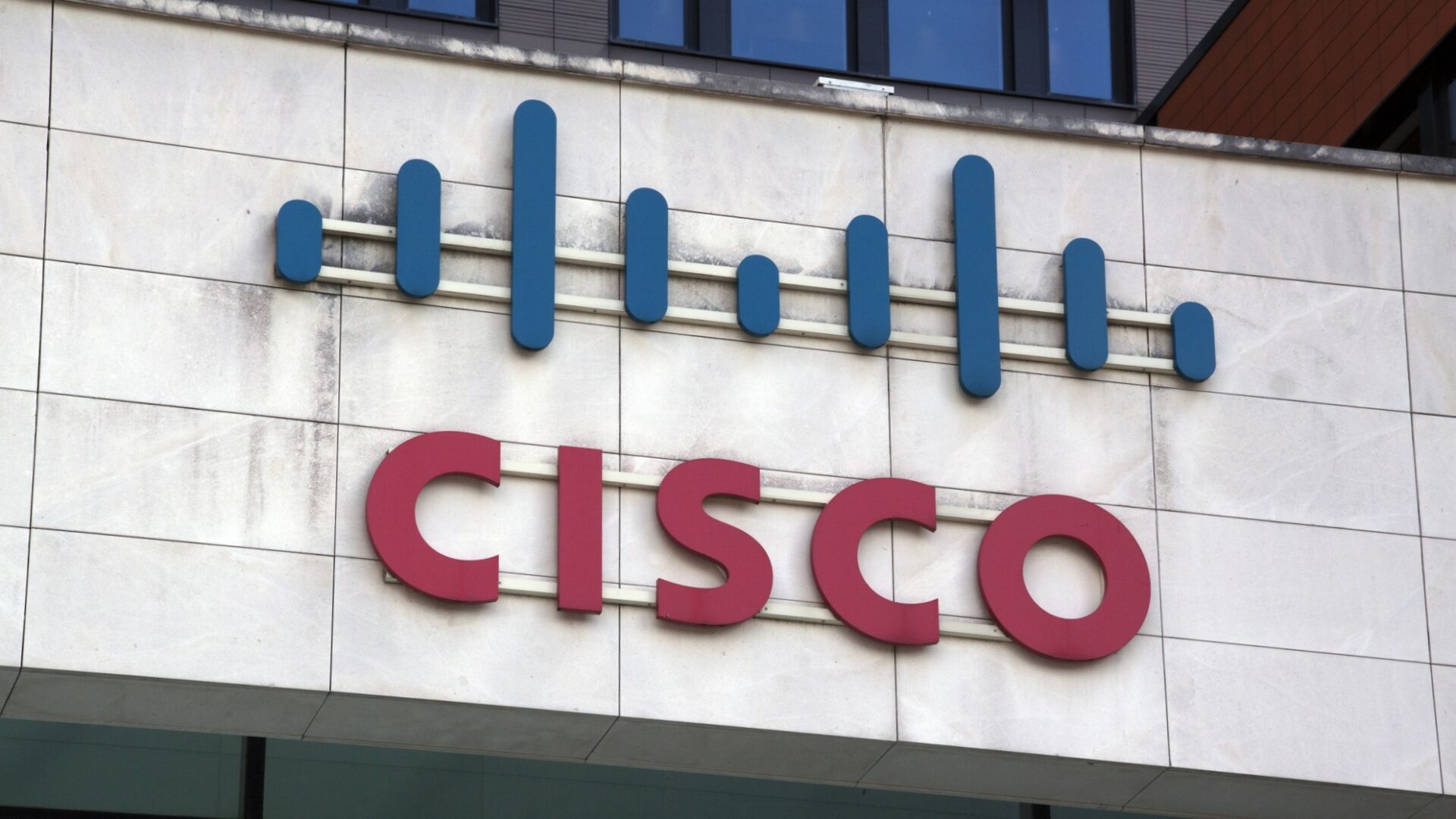 Po čtyřech čtvrtletích poklesu se Cisco vrátilo se na růstovou trajektorii. Ilustrační foto: Depositphotos.com