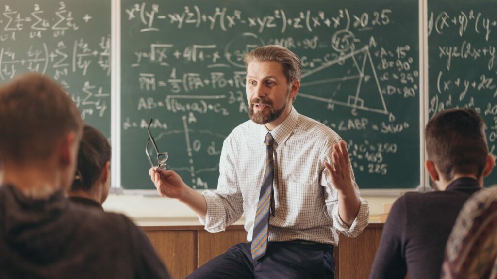 České školy se vydaly na cestu modernizace. Neznamená to však, že by zcela opouštěly klasické pomůcky. Ilustrační foto: Depositphotos.com