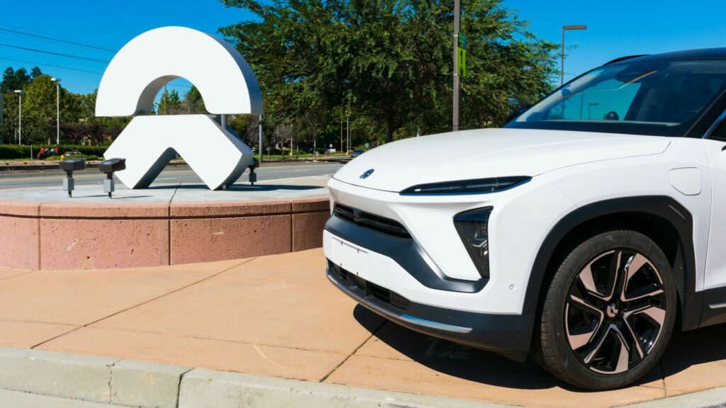 Ačkoliv na značku Nio zatím na českých silnicích nenarazíte, její evropská expanze nabírá na obrátkách. Ilustrační foto: Depositphotos.com