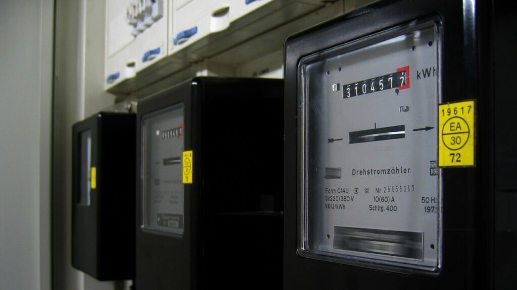 Podrobně si prostudovat vyúčtování za elektřinu a plyn se vyplatí. Rodiny tak mohou ušetřit nemalé peníze. Ilustrační foto: Pixabay.com