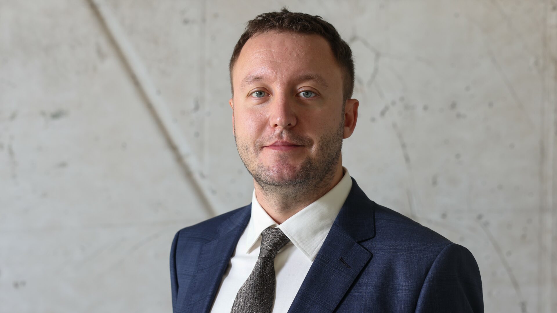 Tomáš Kafka nastoupil do pražské kanceláře Dentons jako partner pro oblast kapitálových trhů. Foto: Dentons