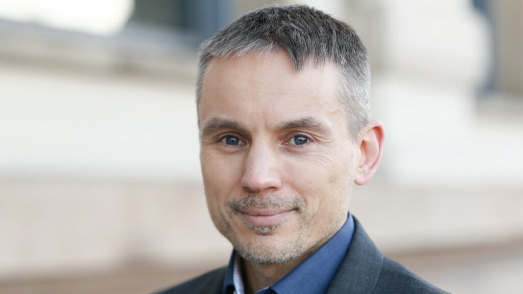 Lukáš Mrázek má jako zkušený lídr v době rostoucí poptávky po kybernetické bezpečnosti řízené umělou inteligencí posílit působení firmy v regionu střední Evropy. Foto: Cato Networks