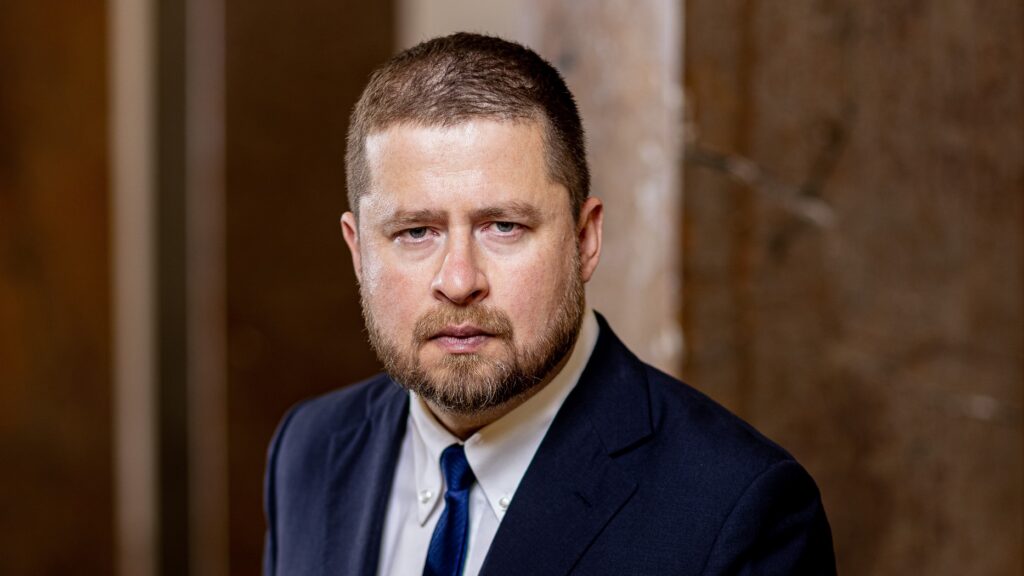 Podle guvernéra ČNB Aleše Michla je bankovní rada nadále otevřena jakémukoliv vývoji úrokových sazeb, který se bude odvíjet od nově zveřejněných dat. Ilustrační foto: ČNB