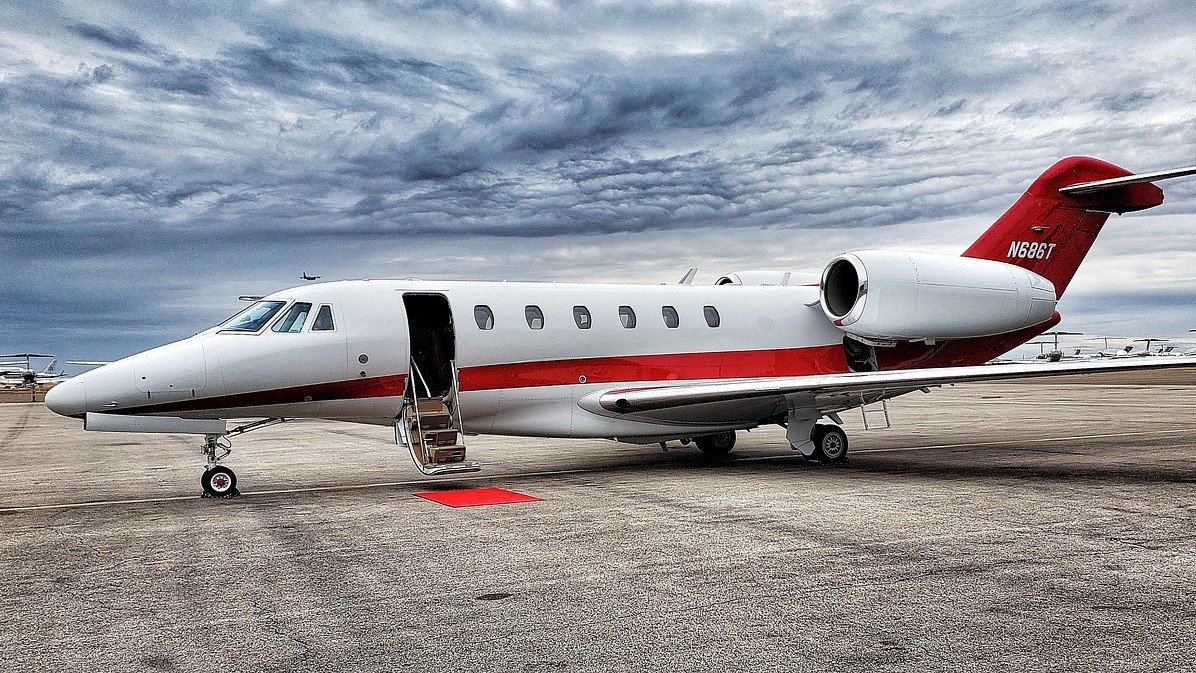 Soukromé tryskáče si nejbohatší Češi oblíbili za covidu a mnozí u nich zůstali. Ilustrační foto: Pixabay.com