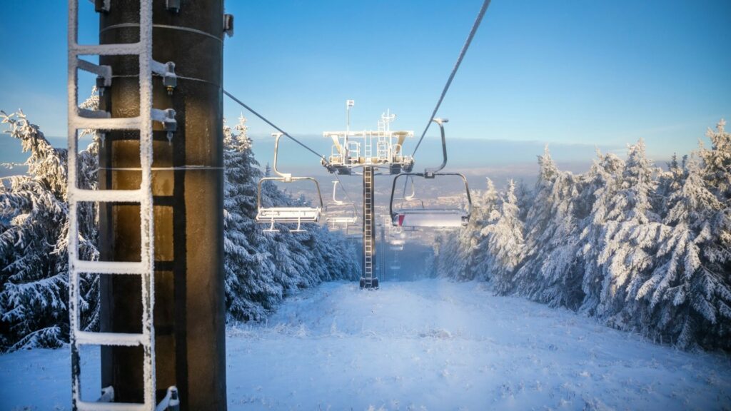 Zájem o české hory neutuchá, státní kase ročně zajistí 13 miliard korun. Ilustrační foto: Depositphotos.com