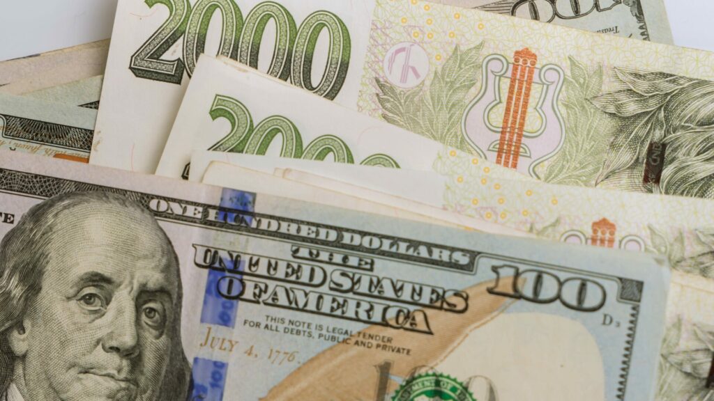 Americký dolar i česká koruna tento týden oslabily. Ilustrační foto: Depositphotos.com