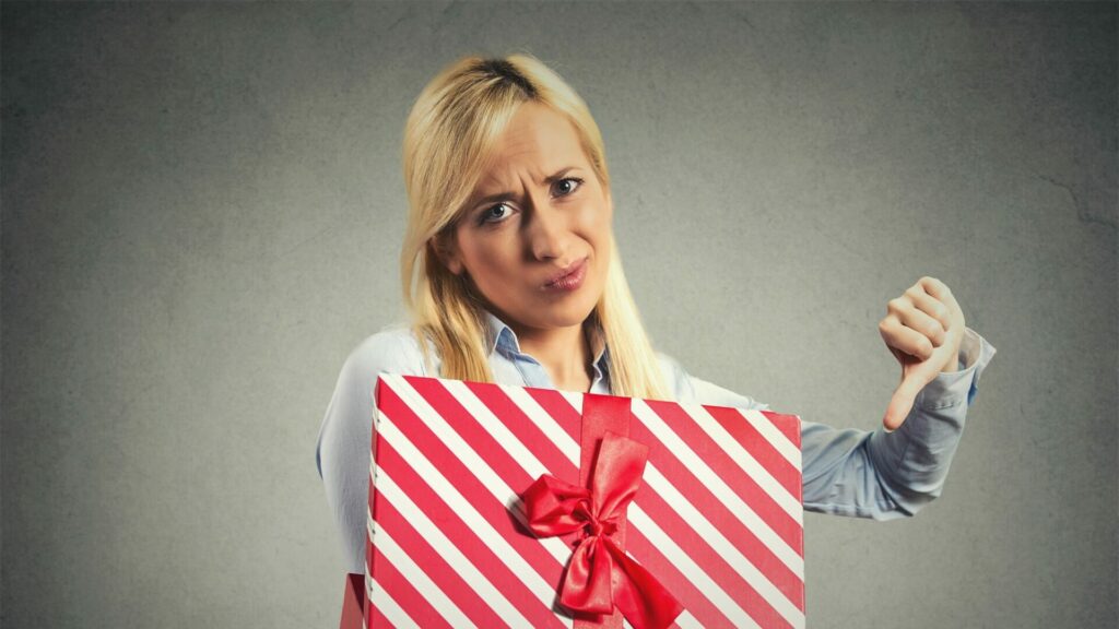 První svátek vánoční je dnem s nejvyšší koncentrací „kupců s hotovostí v kapse“, v Česku odstartoval „největší bazar“ i slevové dostihy. Ilustrační foto: Depositphotos.com