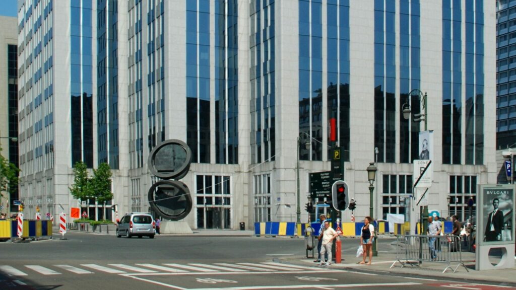 Ruský majetek u Euroclearu (na snímku budova organizace) právně drží ruská centrální banka. Ilustrační foto: EmDee, CC BY-SA 4.0 , via Wikimedia Commons