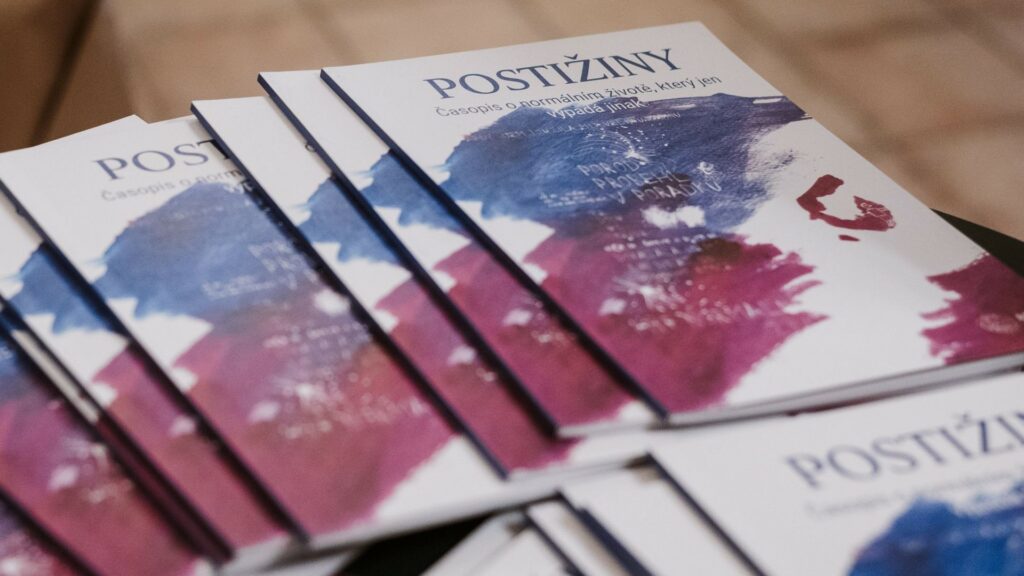 Časopis Postřižiny. Foto: Ondřej Vraštil