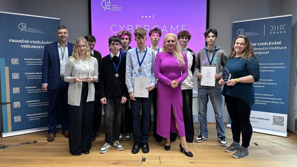 Do druhého ročníku soutěže CyberGame se zapojil rekordní počet 604 tříd z celé České republiky. Foto: ČBA