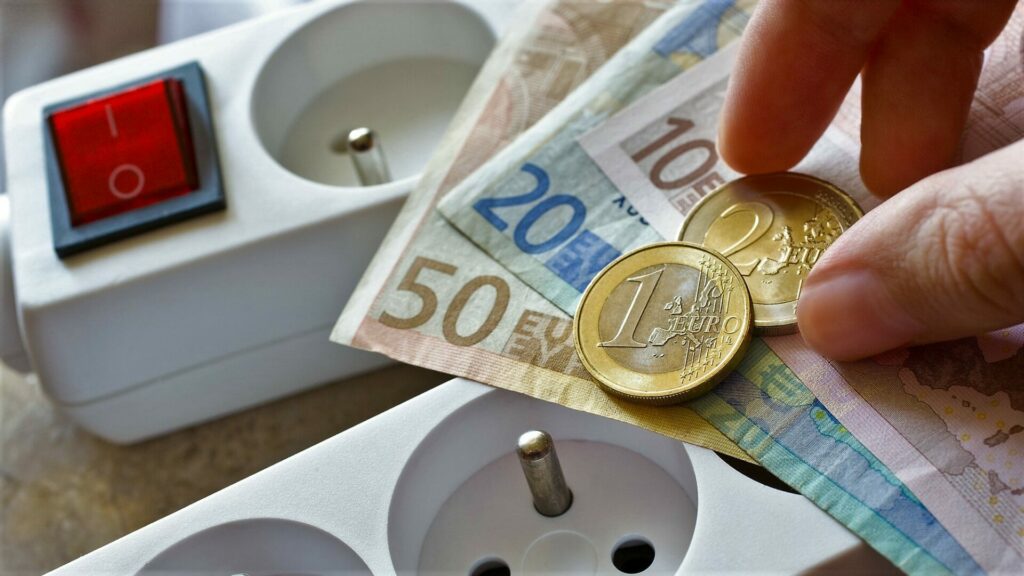 Německo dá v příštím roce historicky rekordních 732 miliard korun na dotace elektřiny firmám i domácnostem. Ilustrační foto: Depositphotos.com