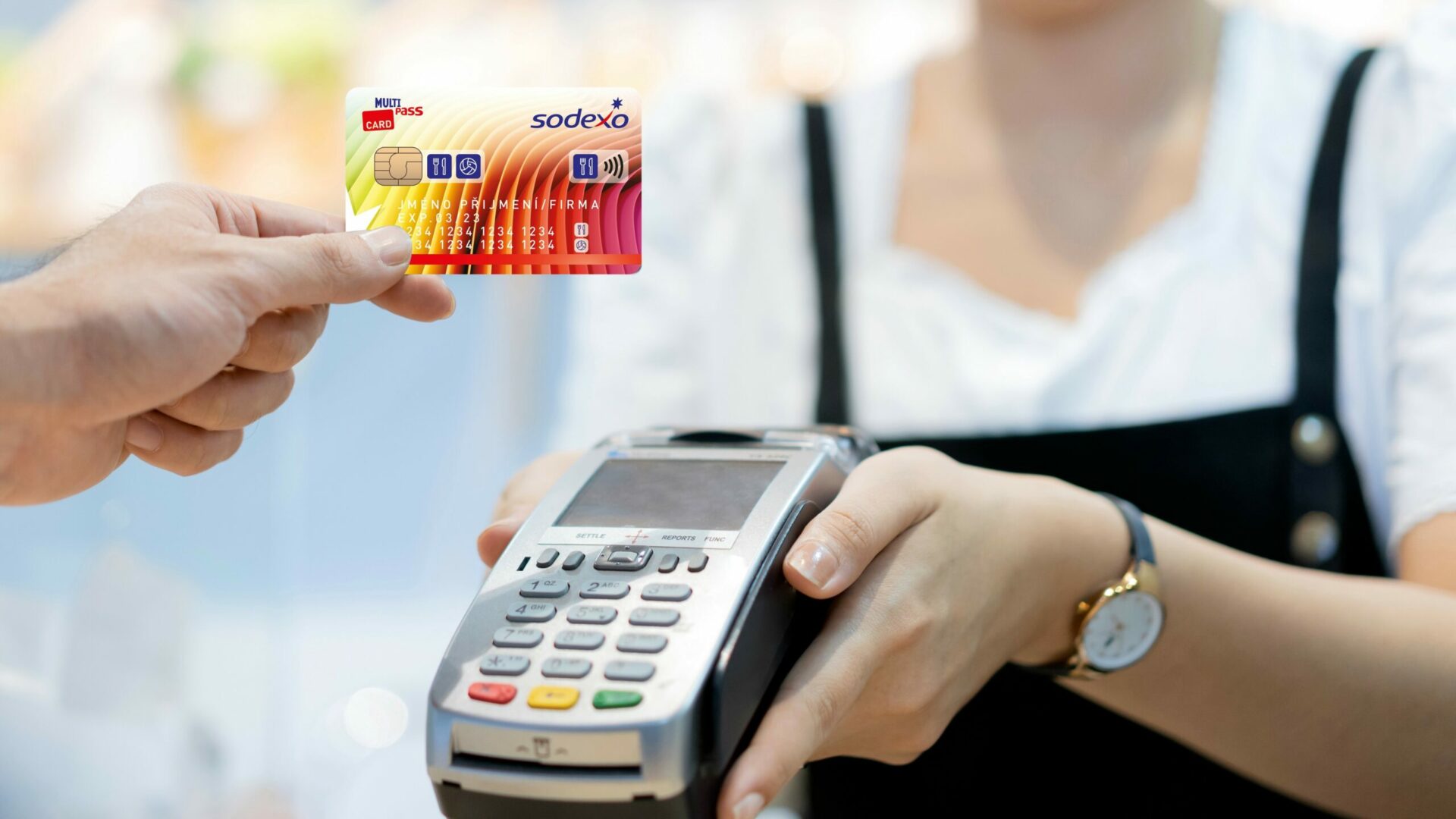 Nejvýhodnější stravenka pro rok 2026 má hodnotu 235 korun. Ilustrační foto: Sodexo Benefity