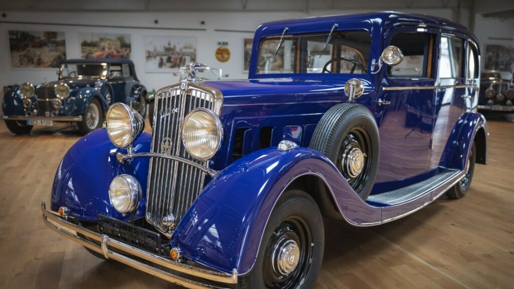 Prostějovská limuzína určená pro movitou klientelu. Foto: Aukro