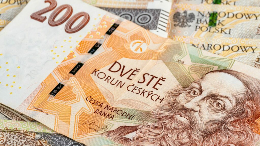 Koruna se i letos bude pravděpodobně chovat více jako polský zlotý, než jako švýcarský frank. Ilustrační foto: Depositphotos.com