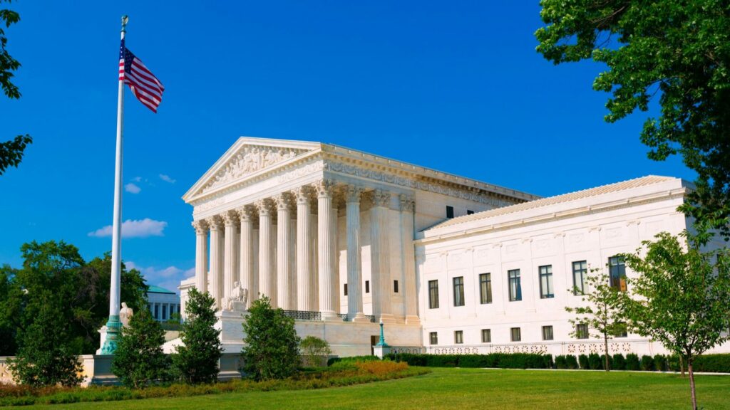 Rozhodnutí Nejvyššího soudu USA může zásadně změnit podobu americké celní politiky. Ilustrační foto: Depositphotos.com