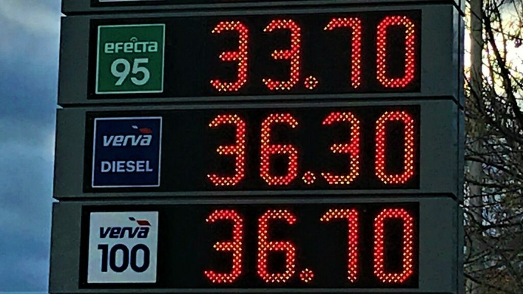 Průměrná cena nejprodávanějšího benzinu Natural 95 v uplynulém týdnu klesla. Ilustrační foto: faei.cz