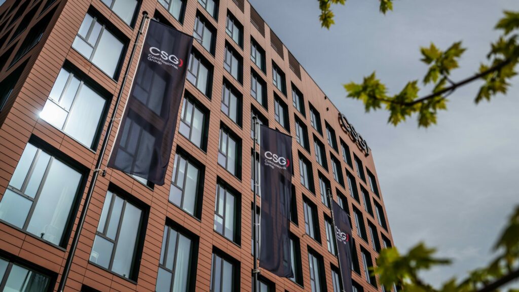 Událostí týdne byl primární úpis akcií společnosti Czechoslovak Group. Ilustrační foto: MightyForce99 – Vlastní dílo, CC BY-SA 4.0, https://commons.wikimedia.org/w/index.php?curid=149463962