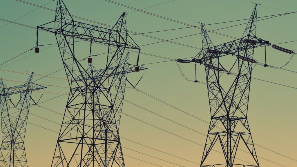 Nižší ceny energií díky vládnímu opatření a nabíhající efekt fiskálních stimulů z Německa a u nás by měly podpořit oživení v průmyslovém sektoru v letošním roce. Ilustrační foto: Pixabay.com